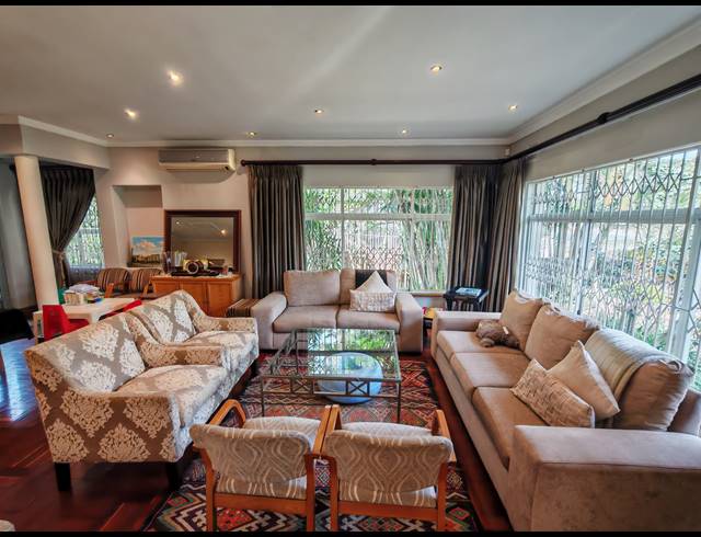 4 BEDROOM HOUSE FOR SALE IN SHERWOOD